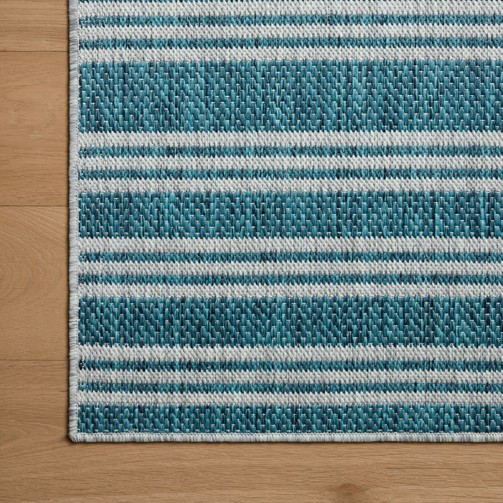 Easton Indoor/Outdoor Teal/Fog Rug