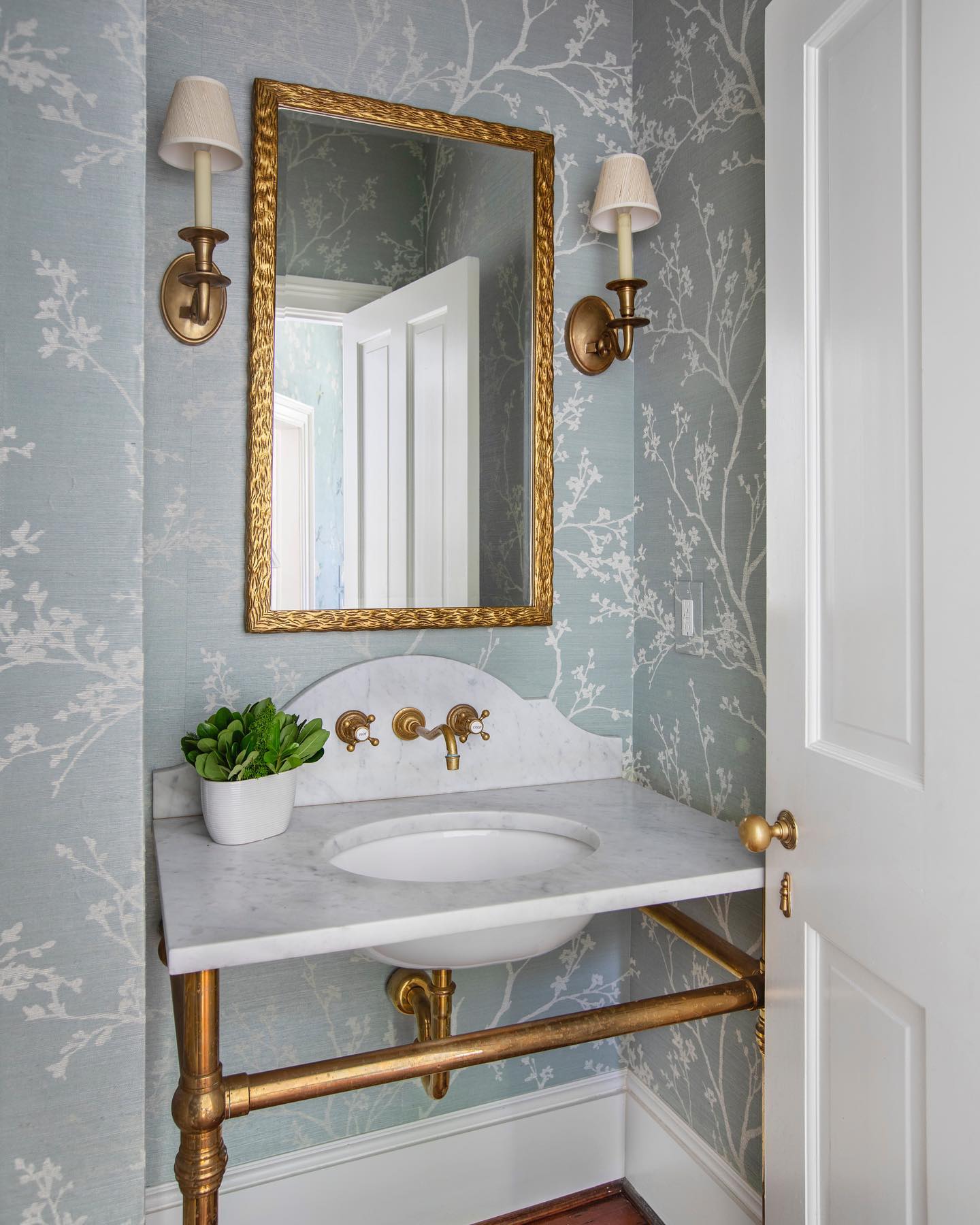 Wardell Mirror