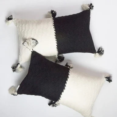 Antigua Pillow Black & White