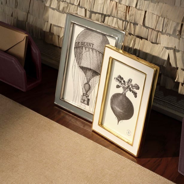 Delphi Picture Frame