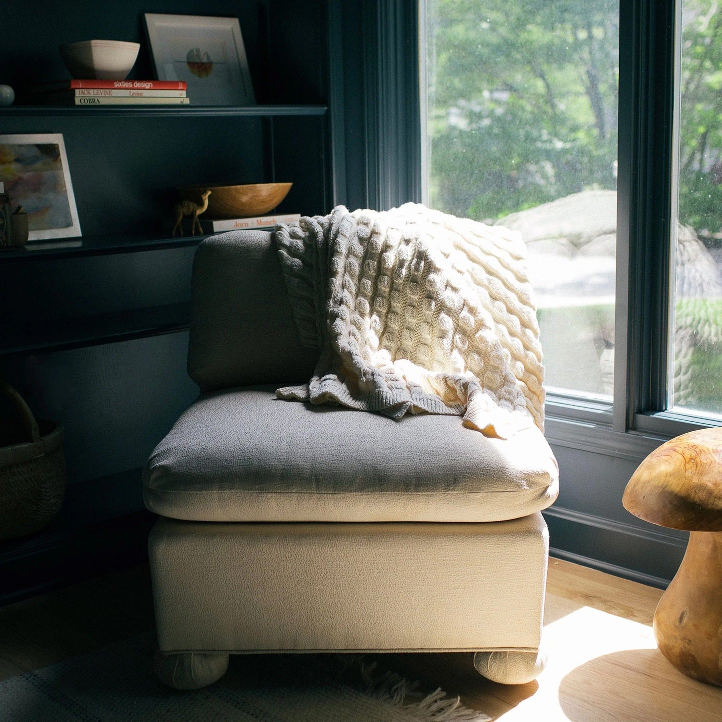 Puff Balls Throw - Natural