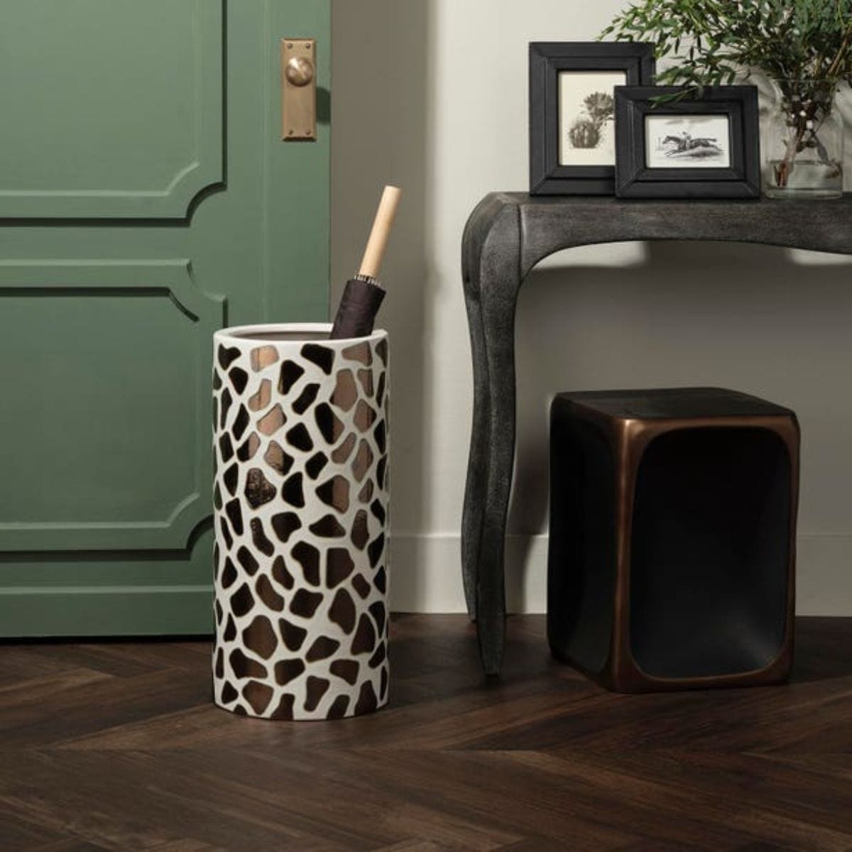 Yuba Umbrella Stand