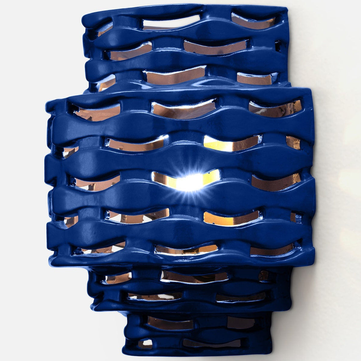 Omiros Sconce