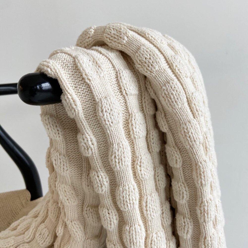 Puff Balls Throw - Natural