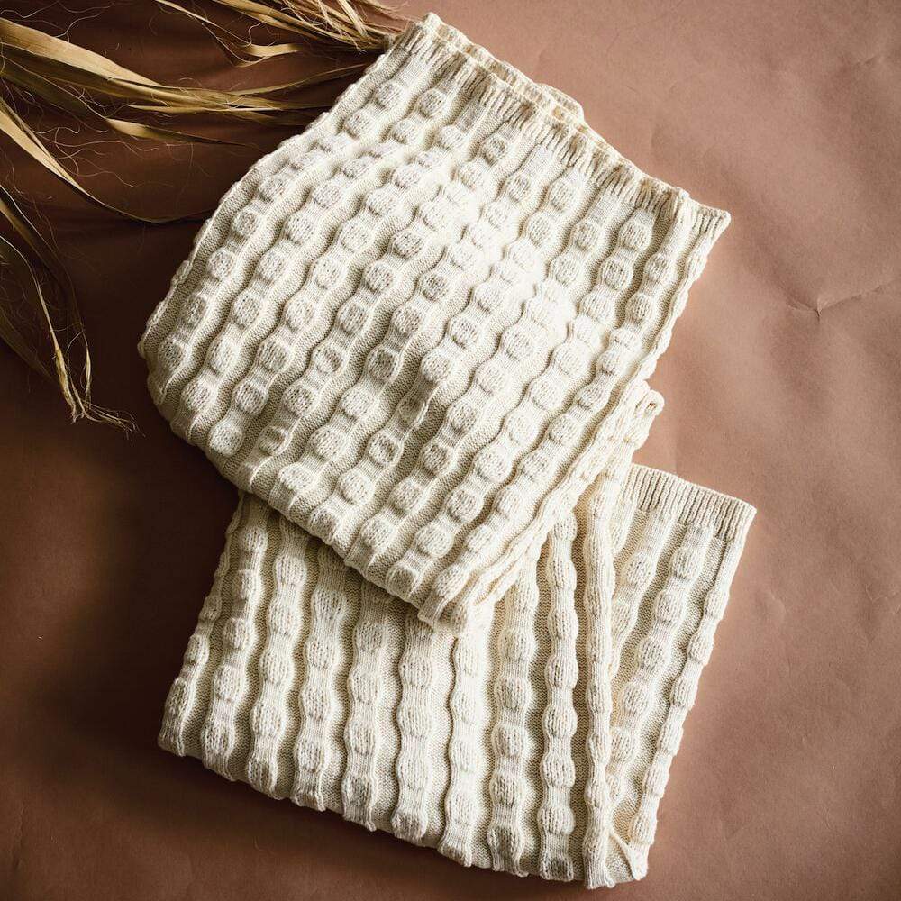 Puff Balls Throw - Natural